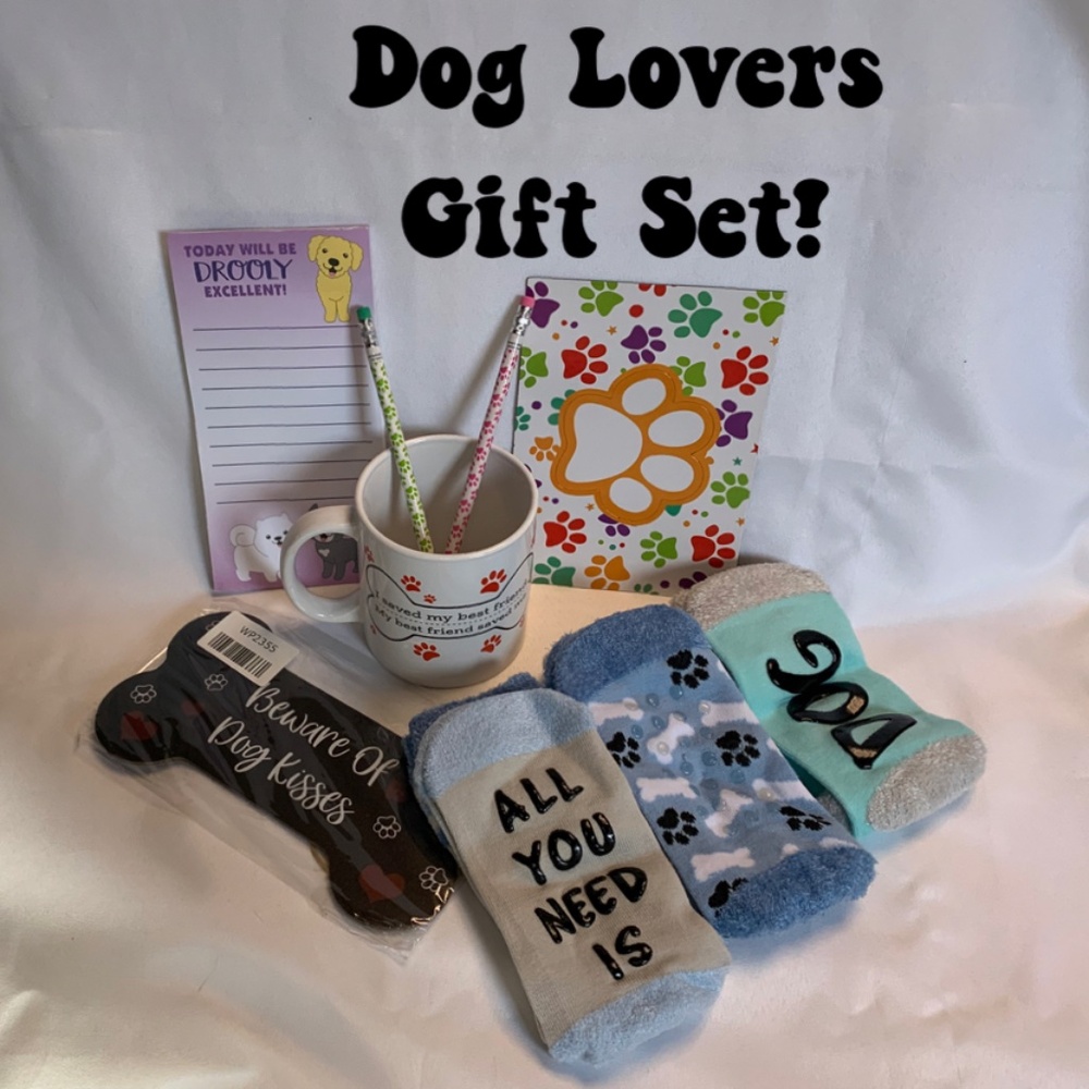 NEW! 9 Piece Dog Lovers Gift Set! DGB02
